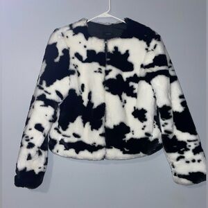 🐄Forever 21 Chic Black and White Faux Fur Jacket